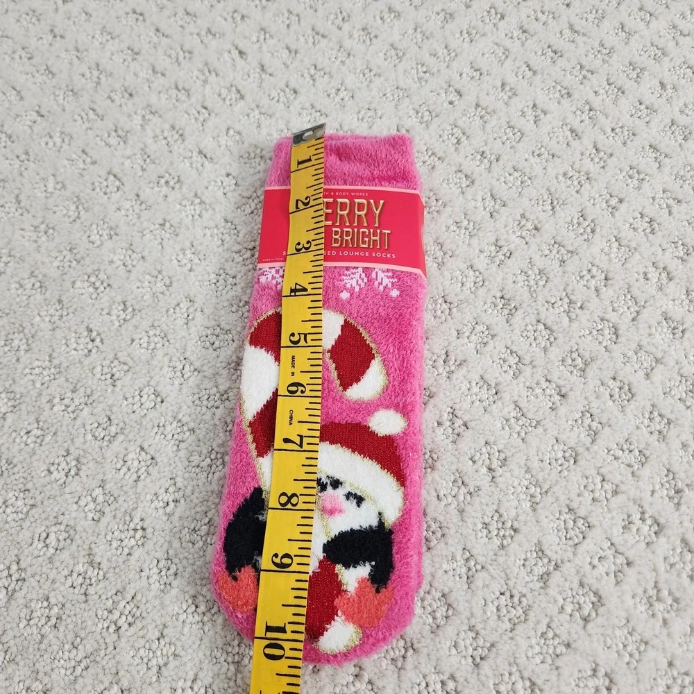 Bath & Body Works Pink Penguin Candy Cane Shea-Infused Christmas socks OS NWT